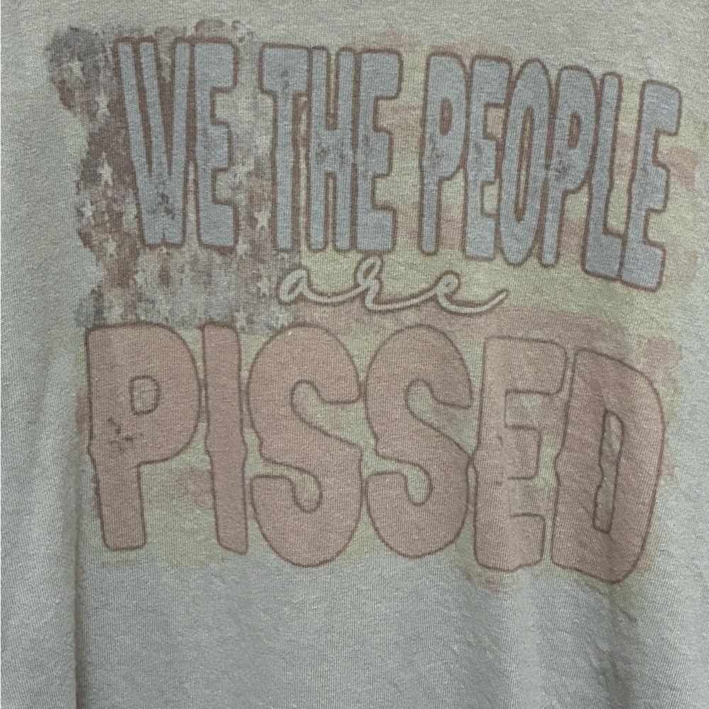 Gildan Gray Graphic Unisex Tee - Picture 2 of 3